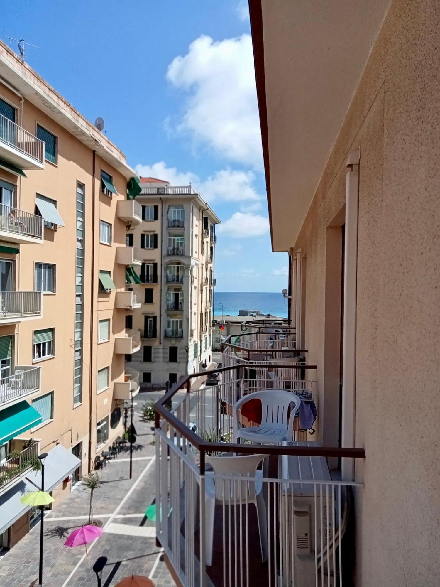 Hotel La Bussola Finale Ligure Dış mekan fotoğraf