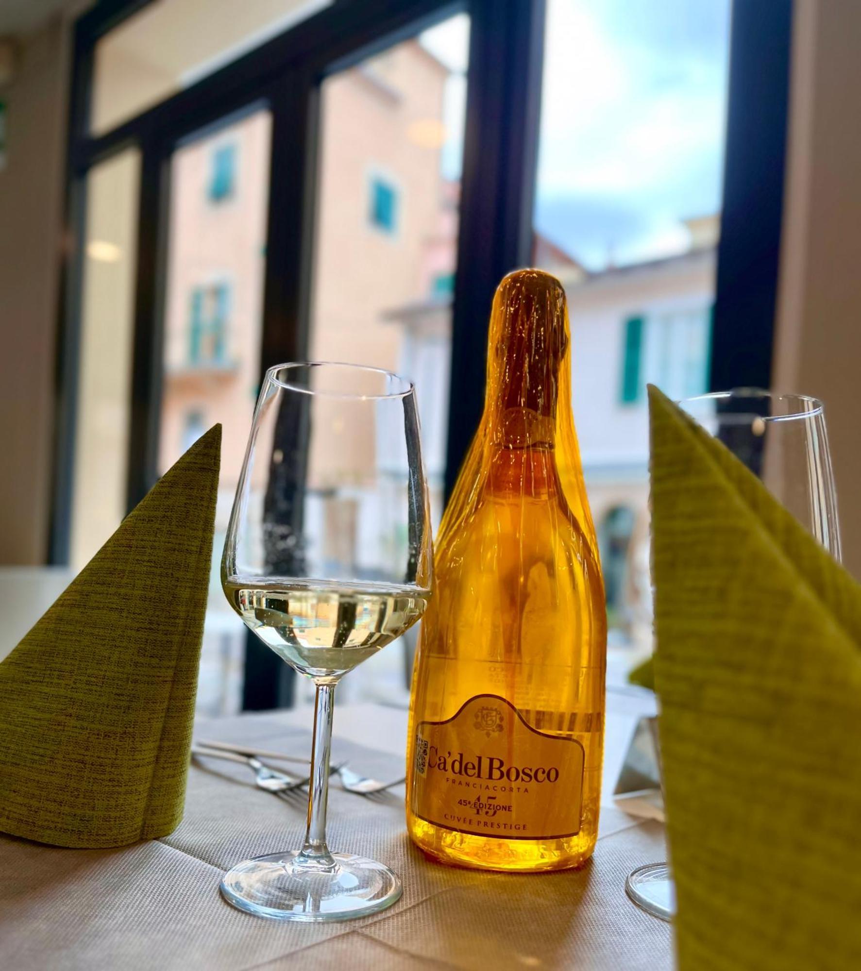 Hotel La Bussola Finale Ligure Dış mekan fotoğraf