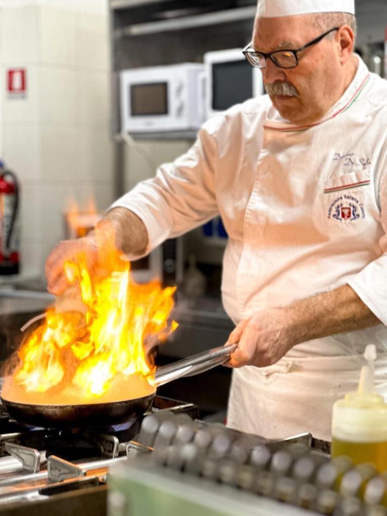 Hotel La Bussola Finale Ligure Dış mekan fotoğraf