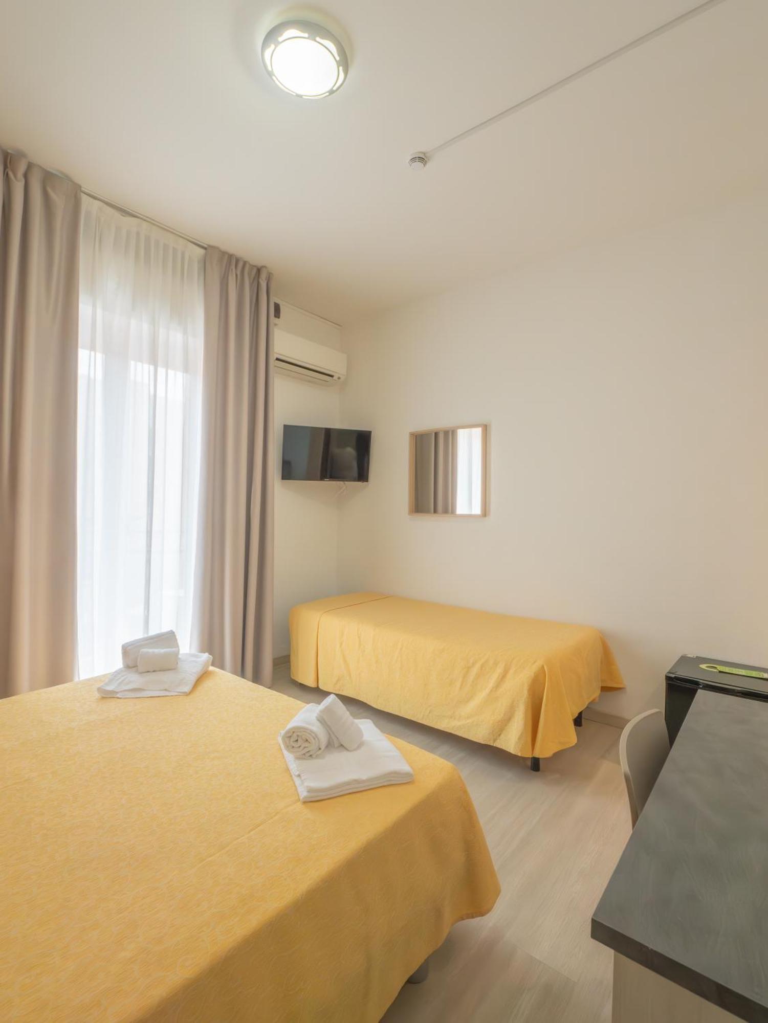 Hotel La Bussola Finale Ligure Dış mekan fotoğraf